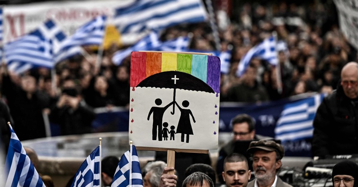 1000’s of Greeks protest towards same-sex marriage and adoption