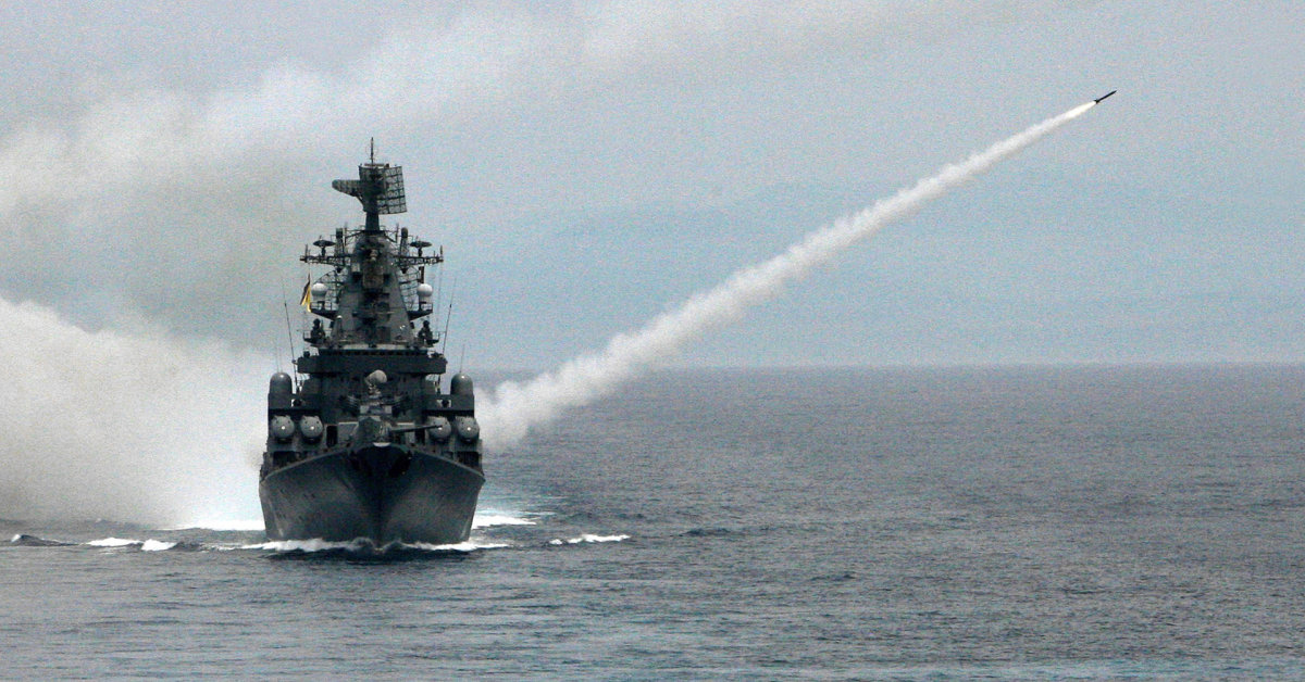 Rosyjskie Ministerstwo Obrony przyznało, że moskiewski krążownik zatonął