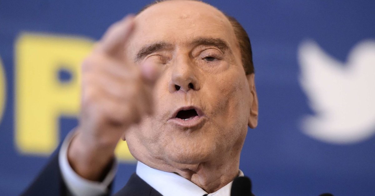 S. Berlusconi indagato per presunti legami con attentati di mafia