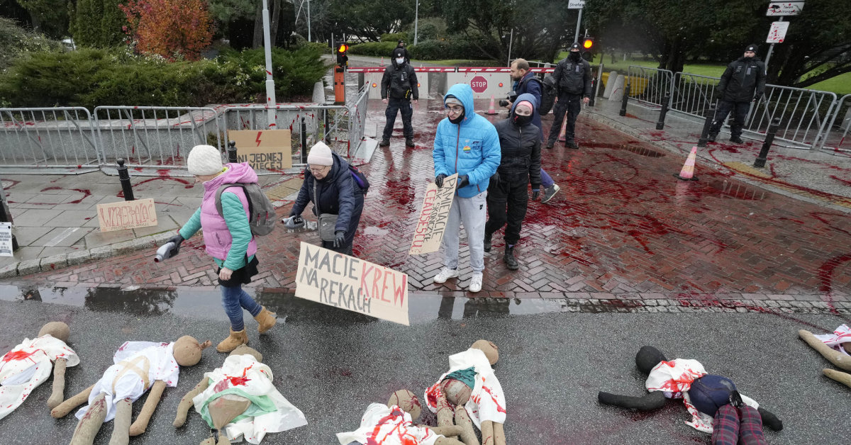 Polki protestują przeciwko próbom dalszego zaostrzenia ograniczeń aborcyjnych