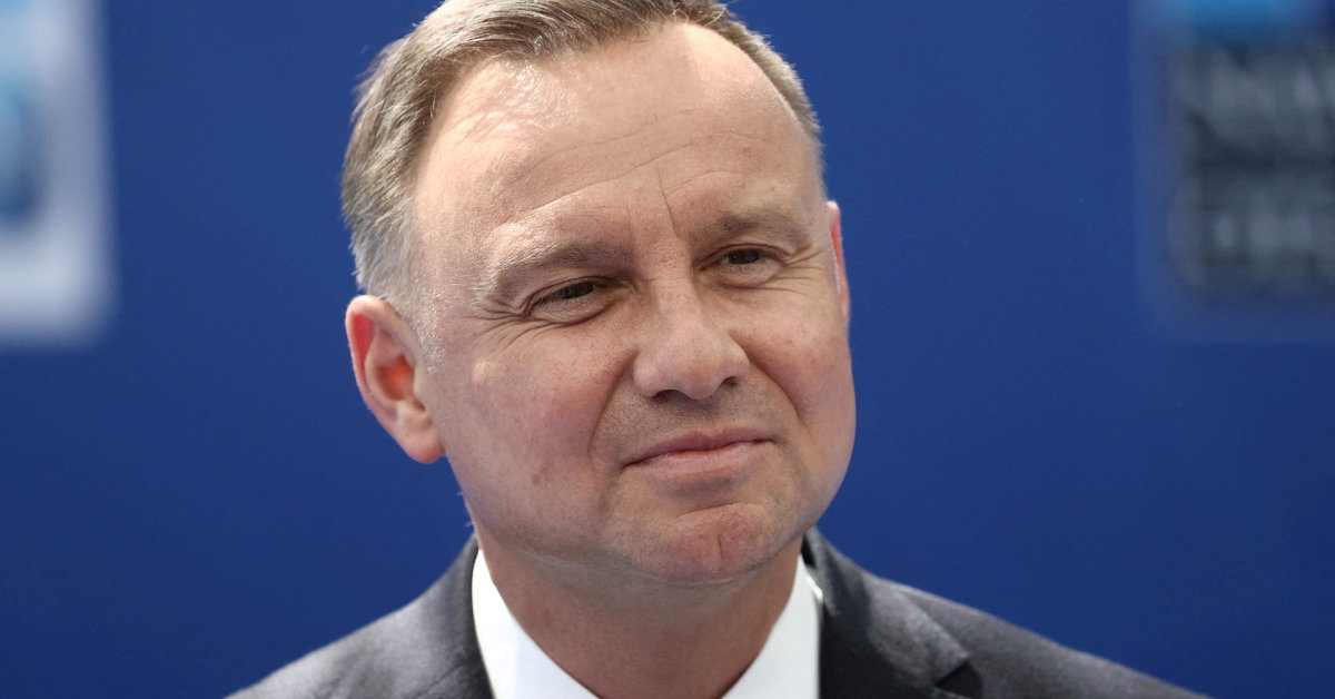 Polska jest na innej drodze niż Litwa: prezydent Duda jedzie do Chin