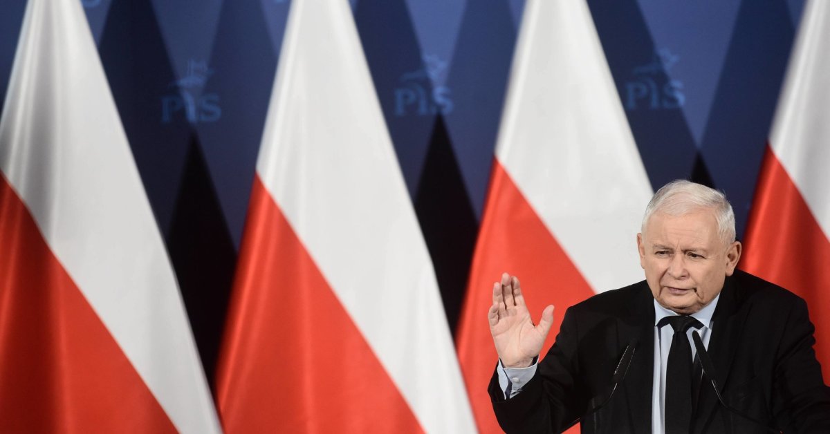 Polscy parlamentarzyści przyjęli kontrowersyjną ustawę o wpływach rosyjskich
