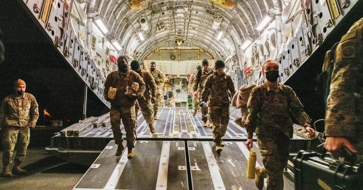 Amerykańskie jednostki spadochronowe lecą do Polski wśród napięć wokół Ukrainy