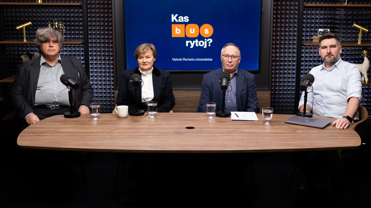 Prof. dr. Arvydas Guogis, Prof. dr. Danguolė Jankauskienė, Prof. dr. Algis Krupavičius / Skirmantas Lisauskas/ BNS nuotr.