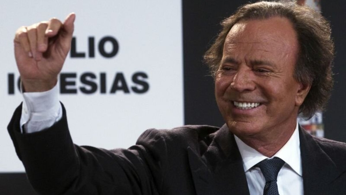 Julio Iglesias