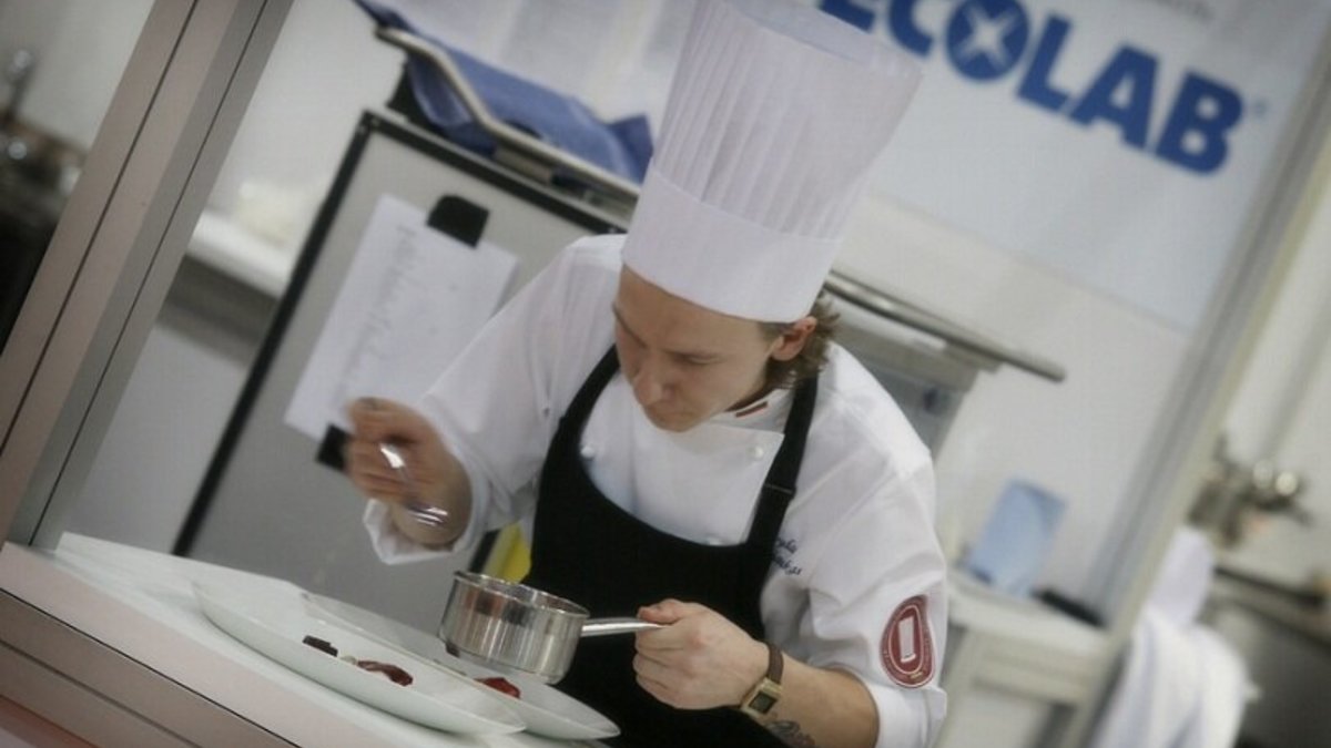 Deivydas Praspaliauskas Hans Bueschkens Young Chef Challenge varžybose