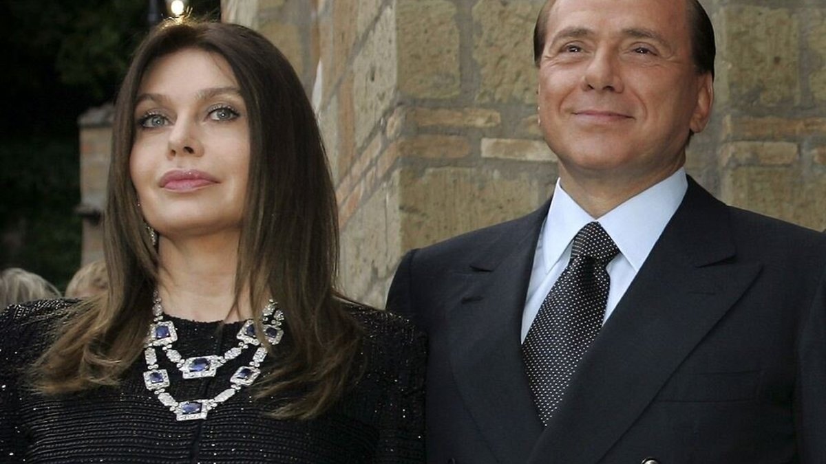 Silvio Berlusconi su buvusia žmona Veronica Lario