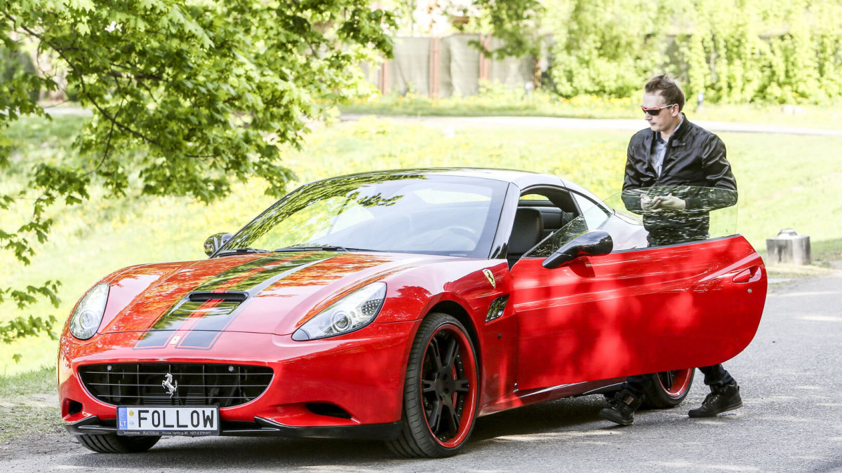 Ugnius Kiguolis ir jo „Ferrari California Novitec Rosso Race“