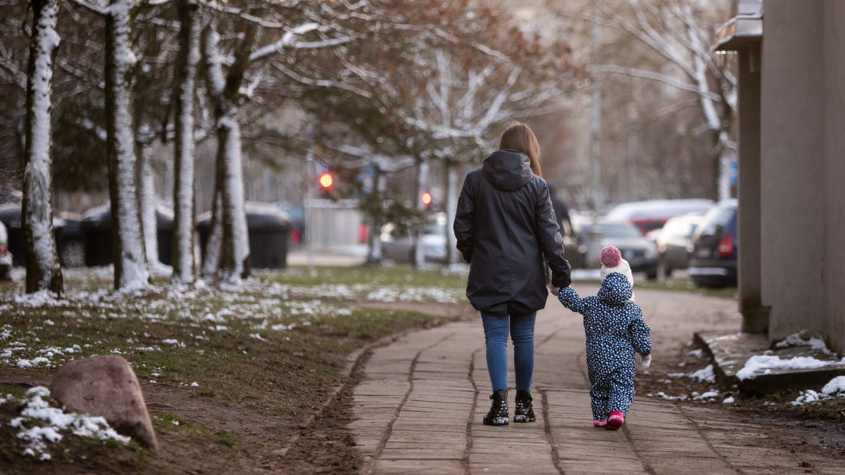 Mama su vaiku / Žygimanto Gedvilos / BNS nuotr.