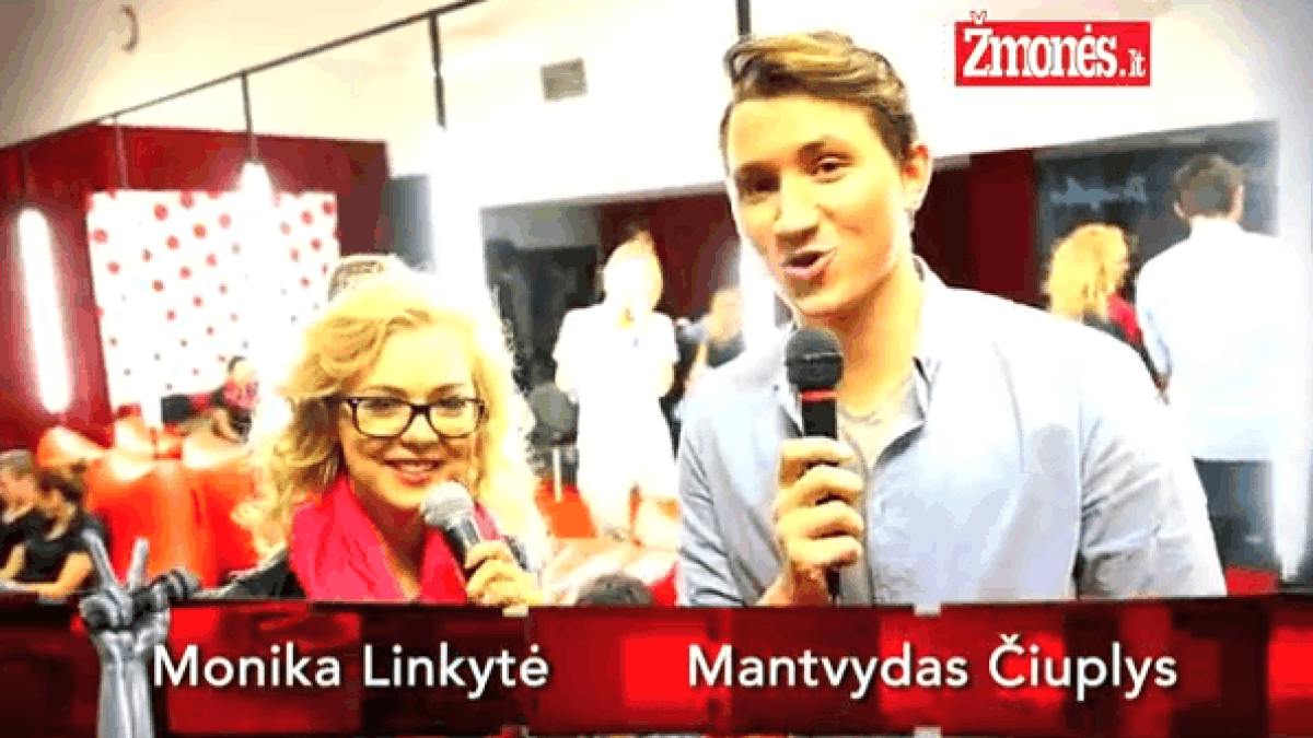 Monika Linkytė išmėgino jėgas „Lietuvos balso“ reporterės kėdėje