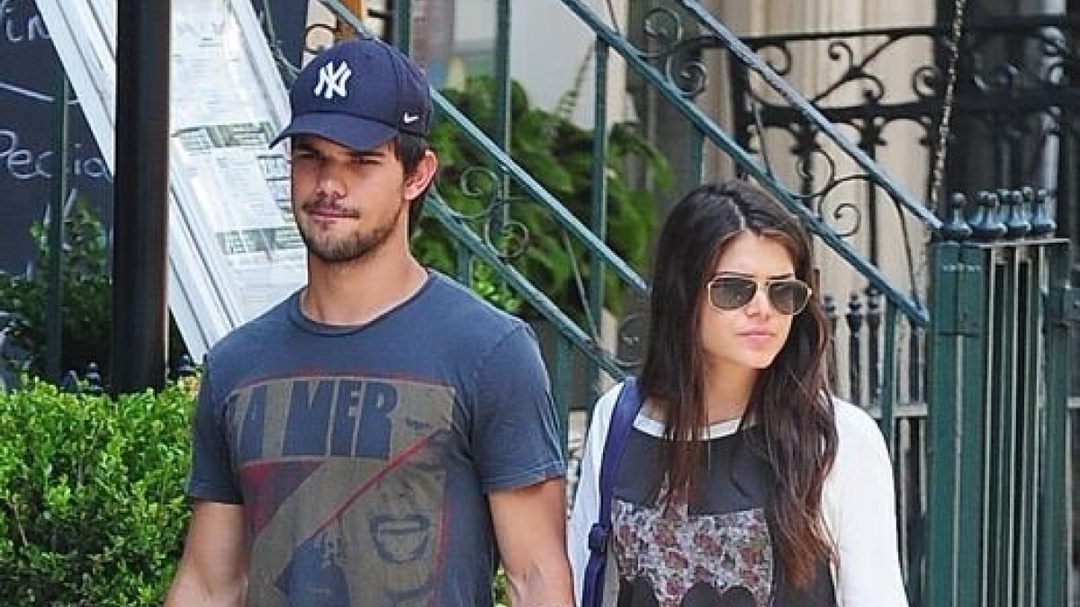 Tayloras Lautneris ir Marie Avgeropoulos