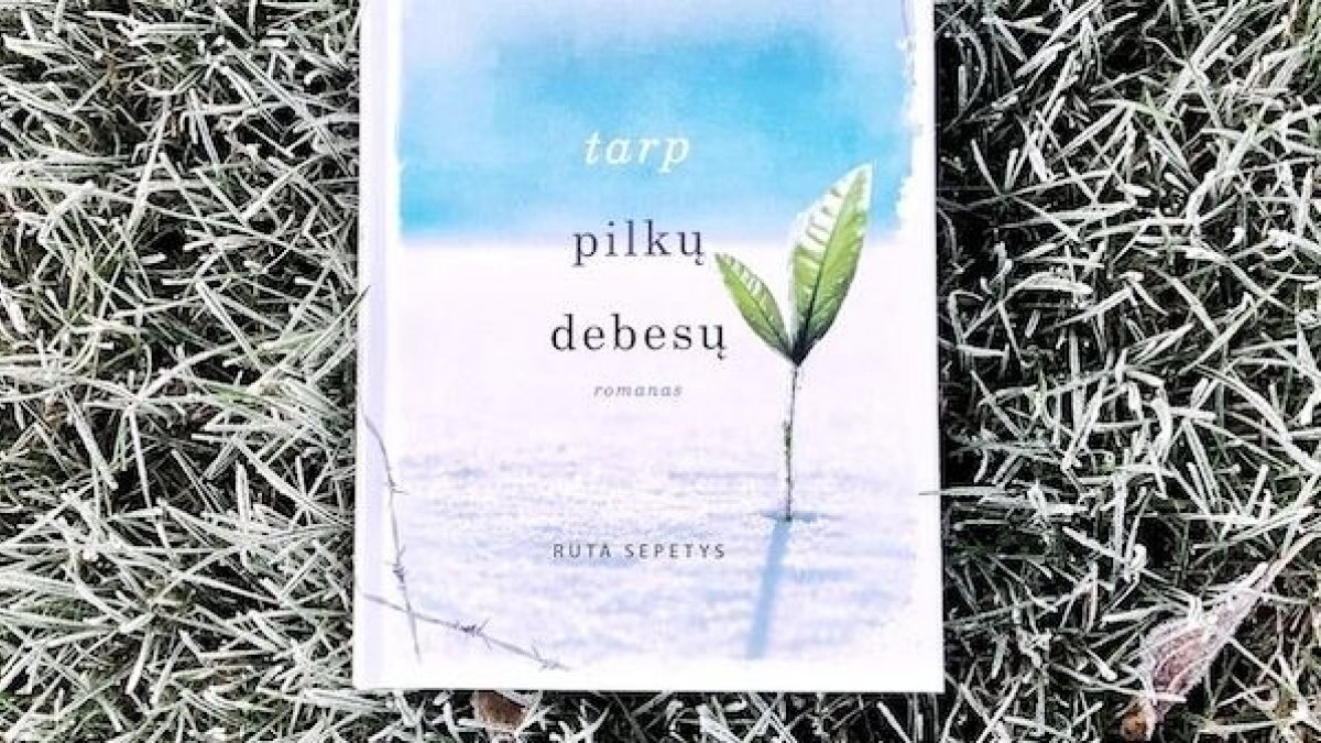 Rūta Šepetys „Tarp pilkų debesų“