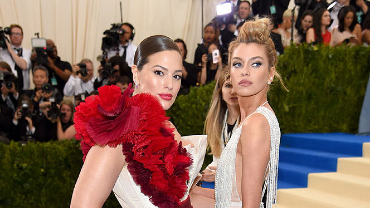 Ashley Graham ir Stella Maxwell