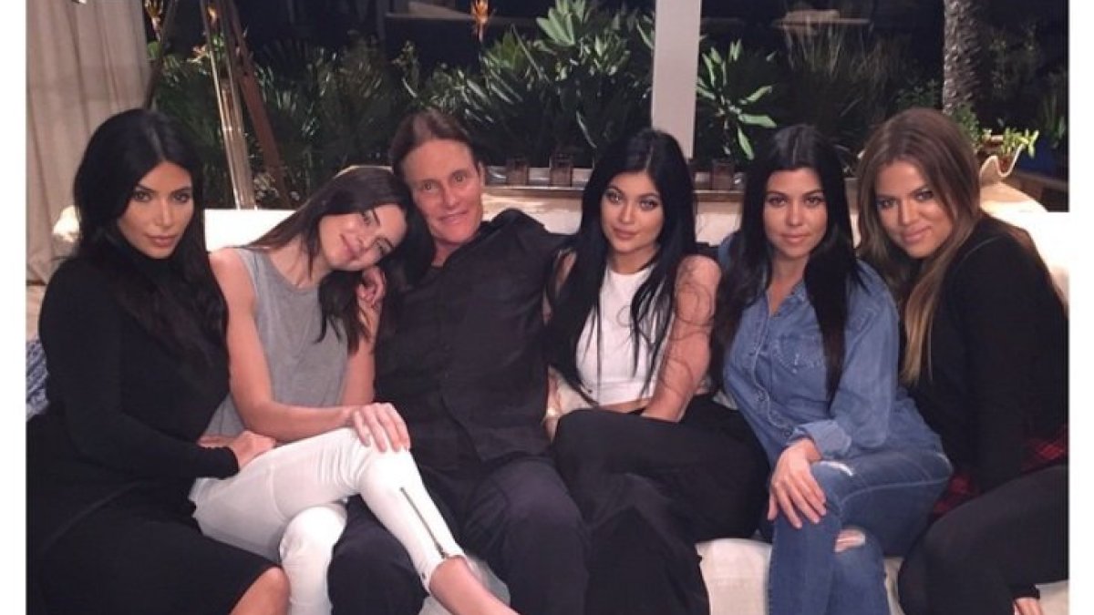 Kim Kardashian, Kendall Jenner, Bruce'as Jenneris, Kylie Jenner, Kourtney Kardashian ir Khloe Kardashian