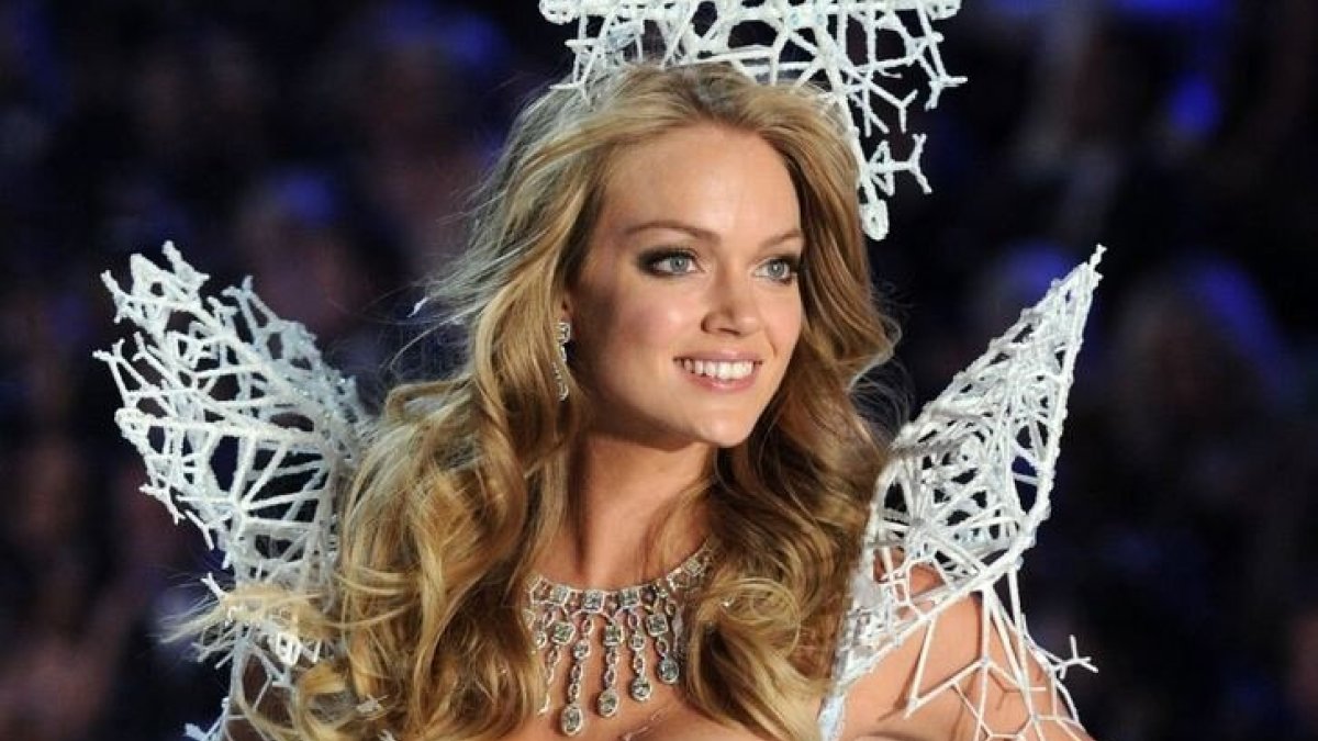 Lindsay Ellingson švenčia 29-ąjį gimtadienį