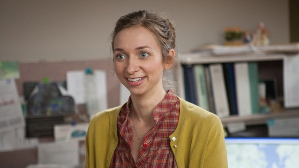 Lauren Lapkus komedijoje „Tu esi čia“