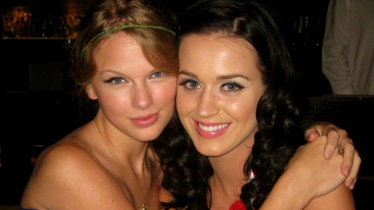 Taylor Swift ir Katy Perry 2009-aisiais