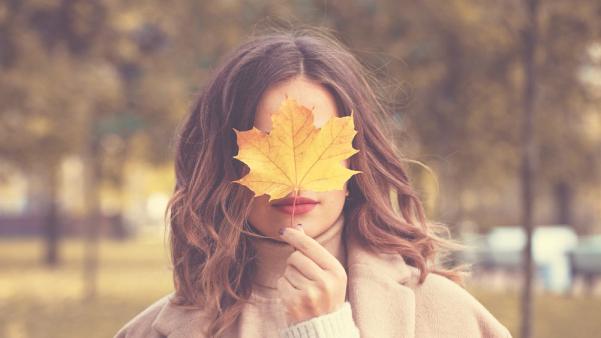 Moteris rudenį / Shutterstock nuotr.