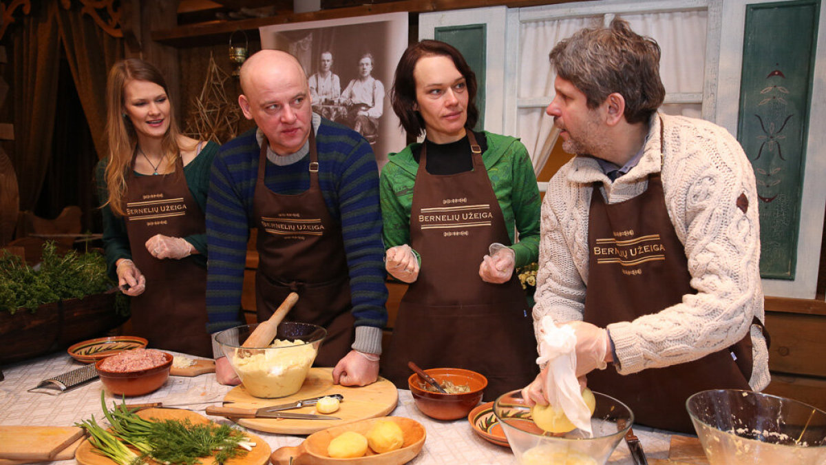 Aleksandra Metalnikova, Juozas Gaižauskas, Aldona Bendoriūtė ir Andrius Bialobžeskis