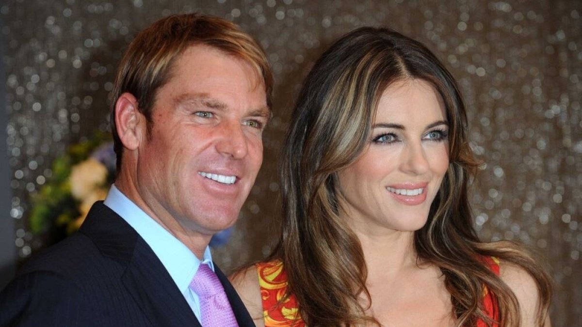 Shane'as Warne'as ir Elizabeth Hurley