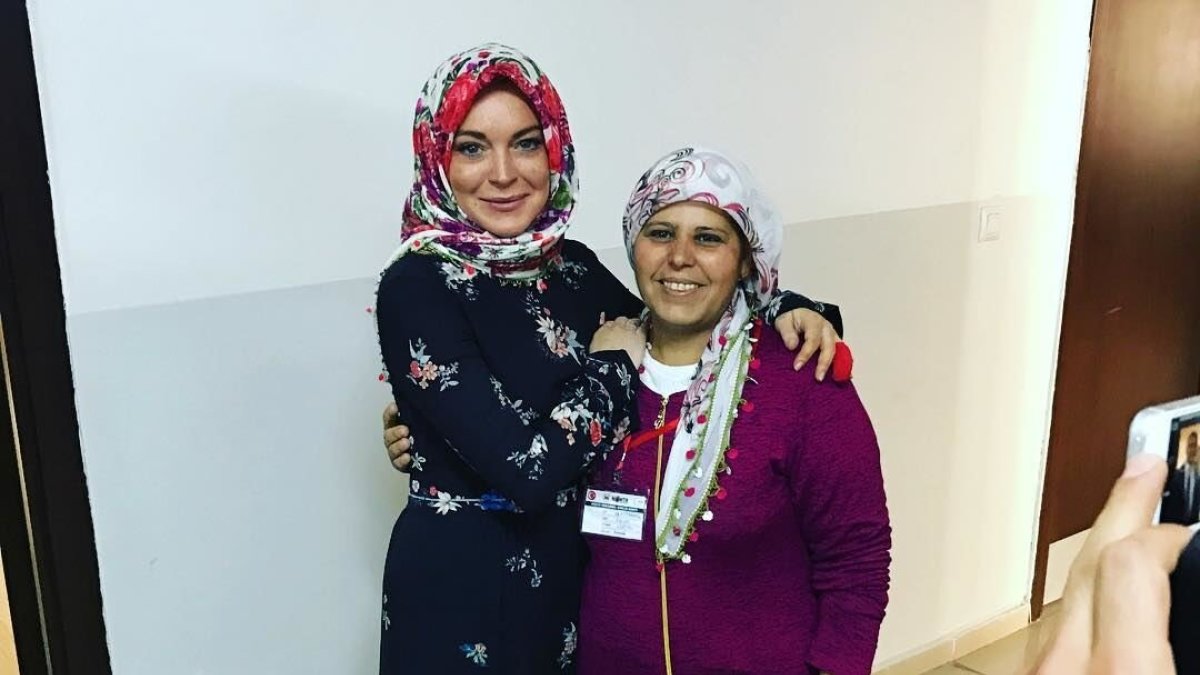 Lindsay Lohan pabėgėlių stovykloje Turkijoje