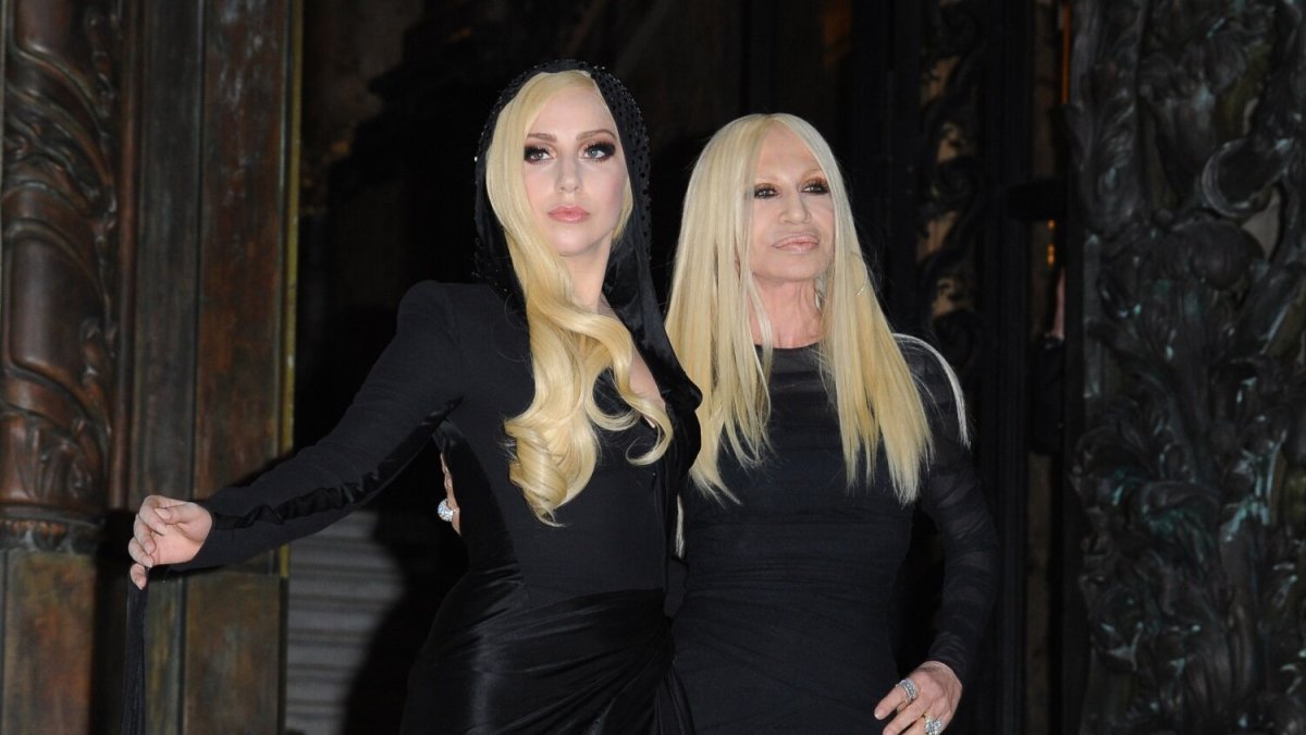 Lady Gaga ir Donatella Versace