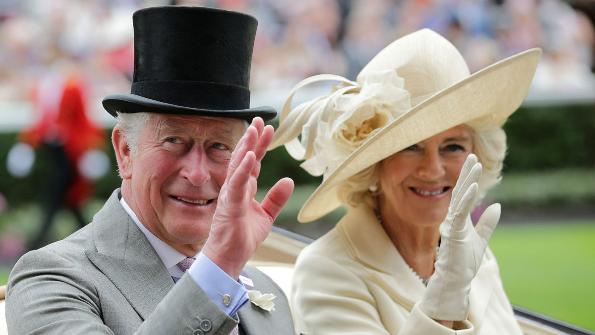 Princas Charlesas ir Kornvalio hercogienė Camilla / AFP/„Scanpix“ nuotr.