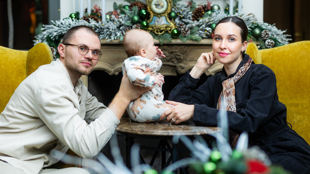 Fausta Marija Leščiauskaitė, Matas Simaitis ir dukrelė Pasaka Jūra / Gretos Skaraitienės / BNS nuotr.