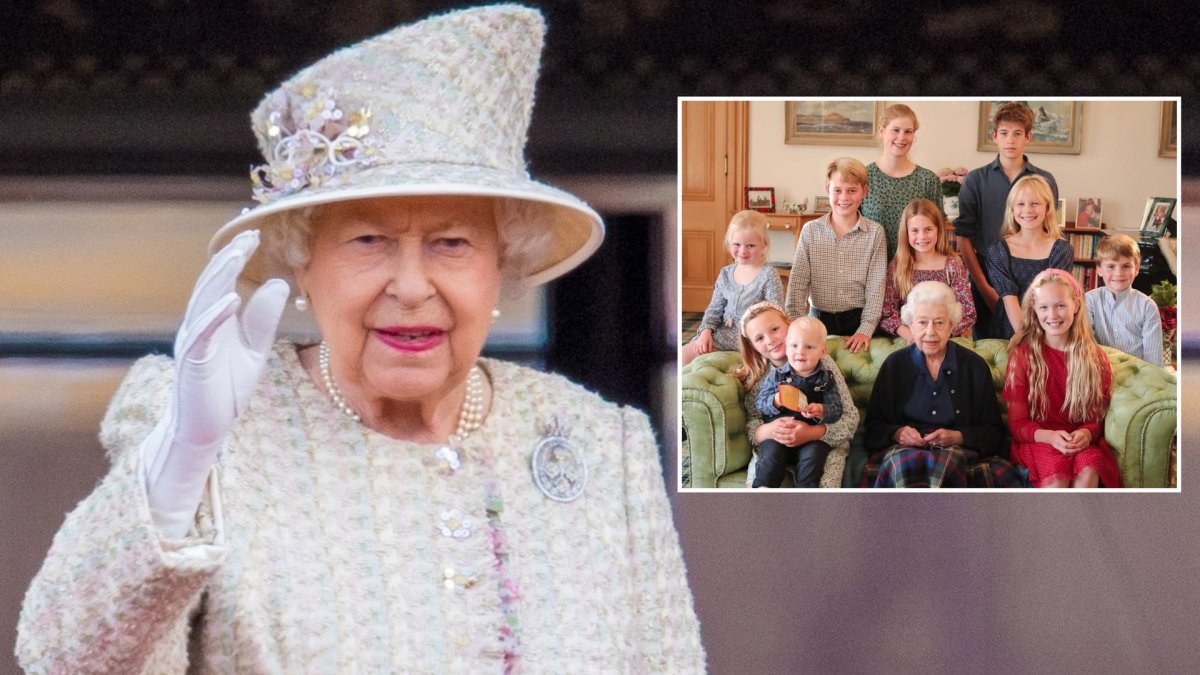 Karalienė Elizabeth II su vaikaičiais / Vida Press ir socialinių tinklų nuotr.