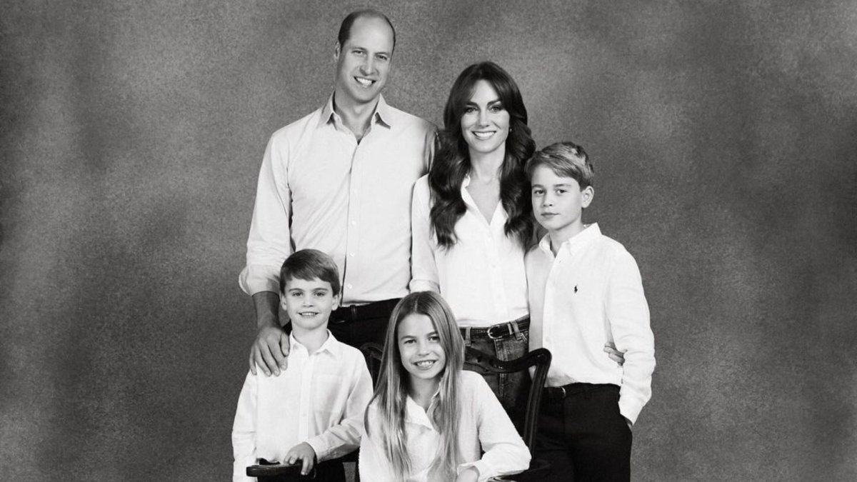 Velso princas Williamas ir princesė Catherine su vaikais / Johno Shinnerio nuotr.