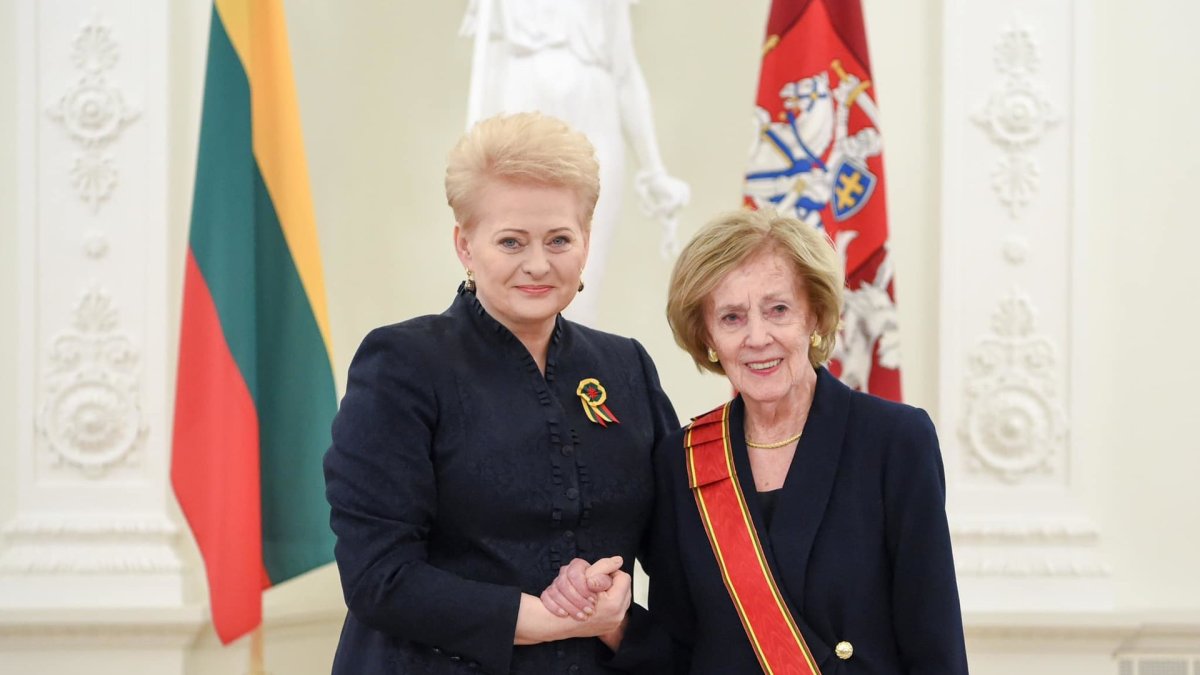 Dalia Grybauskaitė ir Alma Adamkienė / R.Dačkaus nuotr.