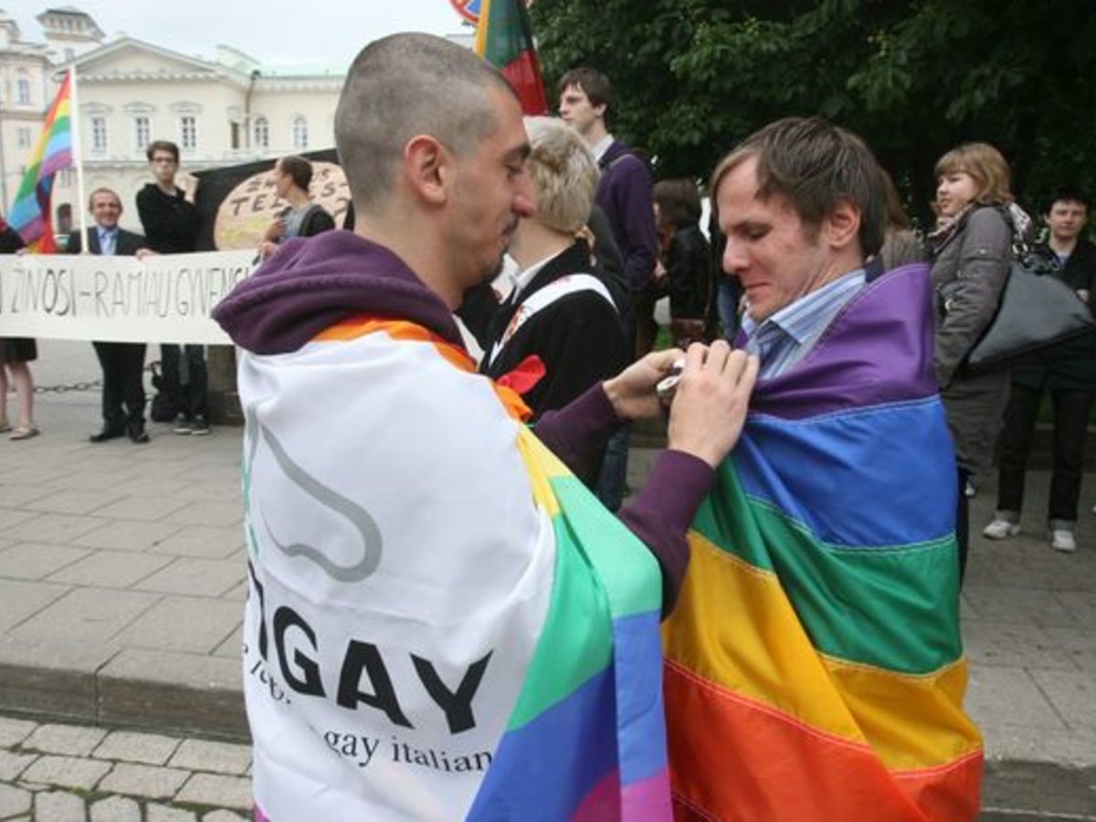 Ученые доказали: гомофобы - сами тайные геи | ru.15min.lt