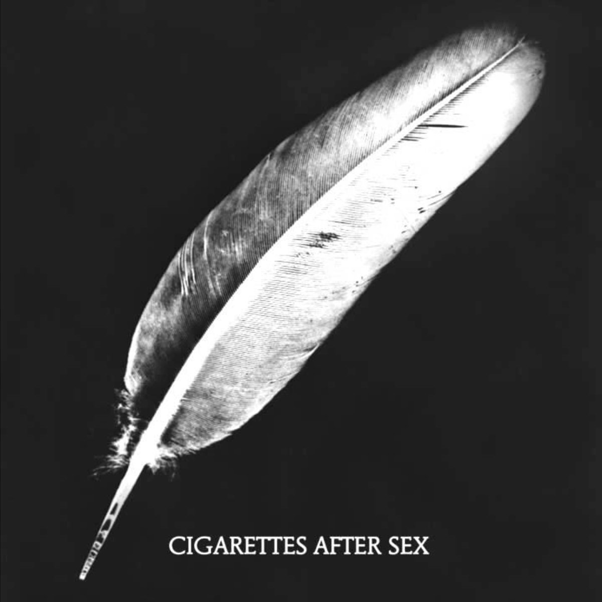 Keep On Loving You - Cigarettes After Sex | Video | 15min.lt