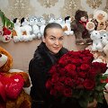 Gėlininkė L.Virvičaitė pastebi, kad vyrai savo moteris sveikina skirtingai &ndash; vieni apsiriboja vienu ar keliais rožės žiedais, kiti gėlėms i&scaron;leidžia po kelis &scaron;imtus eurų.