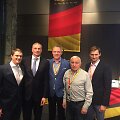 &Scaron;PF viceprezidentai A.Zadneprovskis ir V.Polujanskas, generalinis sekretorius V.Kalininas ir E.Krungolcas su Europos &scaron;iuolaikinės penkiakovės federacijos prezidentu, Sidnėjaus olimpiniu čempionu D.Svatkovskiu.