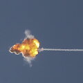 Izraelio &bdquo;Geležinio kupolo&ldquo; raketa numu&scaron;a i&scaron; Gazos Ruožo paleistą teroristų raketą.