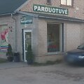 Plungės rajone, Stanelių kaime, keturi kaukėti ir ginkluoti vyrai apiplė&scaron;ė parduotuvę. Nusikaltėliai toli nepaspruko ir buvo sulaikyti Vėžaičiuose. 