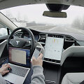 Savaeigis automobilis &bdquo;Tesla&ldquo;