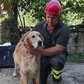 &Scaron;uo Romeo su vienu i&scaron; savo gelbėtojų