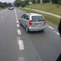 Policija teigia, kad autobuso vairuotojas pats provokuoja kitus eismo dalyvius