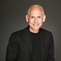 Dr. Daniel Amen
