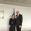 Ministrė V. Baltraitienė su F. Hoganu