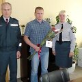 Gintautui Jaskaudui (viduryje) padėkota Mažeikių rajono policijos komisariate