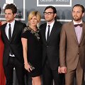 &bdquo;Kings of Leon&ldquo; nariai su savo i&scaron;rinktosiomis (i&scaron; kairės): Jaredas su Martha, Nathanas su Jessie ir Calebas su Lily