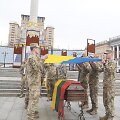 Atsisveikinimo su Ukrainoje mū&scaron;io lauke žuvusiu Tomu Valentėliu ceremonija Kyjive