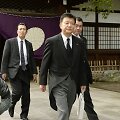 Japonijos ministras Yoshitaka Shindo apsilankė prie&scaron;taringai vertinamoje &scaron;ventovėje