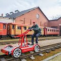 A.Sutkus rekordo sieks važiuodamas rankine drezina
