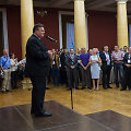 Linas Linkevičius sako kalbą forumo dalyviams