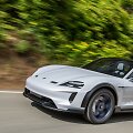 &bdquo;Porsche Mission E Cross Turismo&ldquo; i&scaron;riedės į gatves