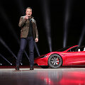 Elonas Muskas, &bdquo;Tesla Motors&ldquo; vadovas, savo vy&scaron;ninį &bdquo;Tesla Roadster&ldquo; paleis į kosmosą